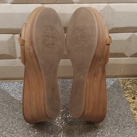 SOLD!! TORY BURCH Ines Wedge Sandals - Size 10 - Picture 5 of 9